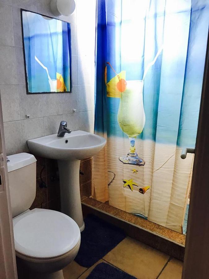 Seaside Apartments Пафос Екстериор снимка